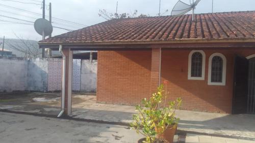 Santa Terezinha House | Boa vida a 300 metros da praia
