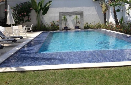 Balneario Praia do Pernambuco House | Casa com piscina em Pernambuco guaruja
