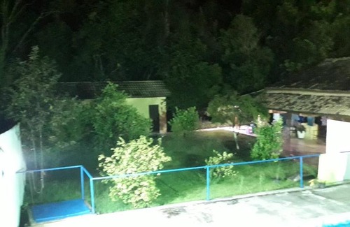 Ipero Hostel | CASA EM CONDOMÍNIO FECHADO COM PISCINA