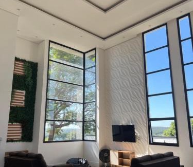 Itai House | Casa Riviera de Santa cristina 2