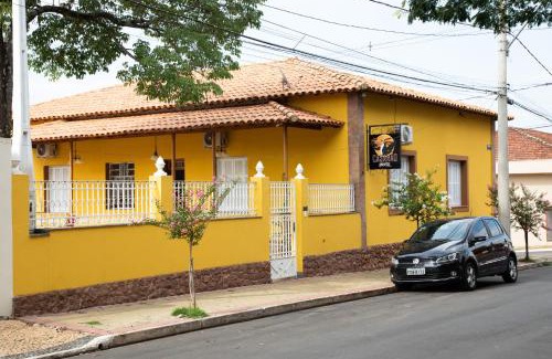 Analandia House | Casarao Hostel - Analandia SP