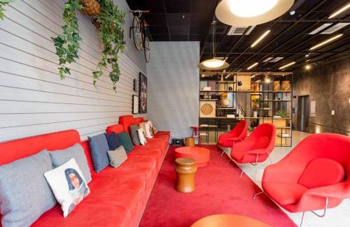 Alphaville Industrial Apartment | Charlie Alphaville
