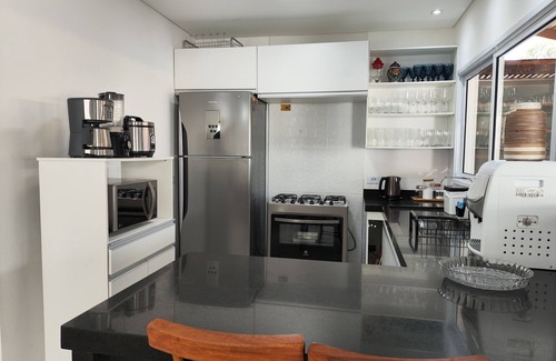 Praia da Enseada House | Cozy house on Enseada Beach in Ubatuba, and accepts your Pet.