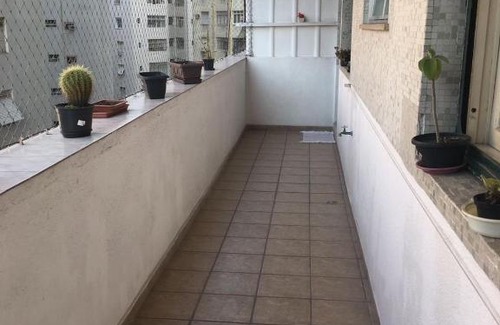 Gonzaga Apartment | Excelente apartamento meia quadra da Praia em Santos!