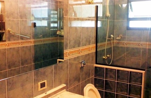 Jardim Acapulco Condo | Excellent single-storey house 05 suites - Jardim Acapulco I
