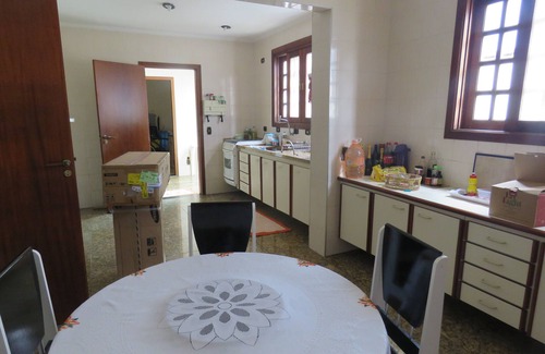 Guaruja Villa | Family-friendly house, 500 meters from Pernambuco Beach