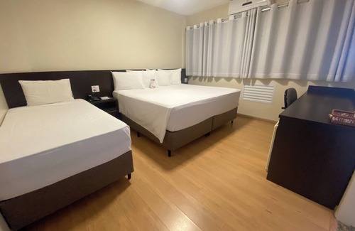 Assis Hotel | HD Plaza Hotel