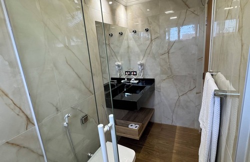 Assis Hotel | HD Plaza Hotel