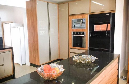 Maresias House | High standard house on the sand in a closed condominium