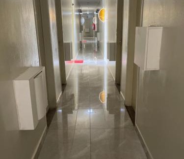 Zona Leste Hotel | HOTEL SKALA
