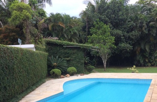 Costa do Sol House | House in Guaratuba condom. closed (Costa del Sol) 3 suites, 2 bedrooms,