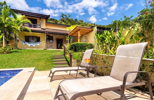Juquehy House | JUQUEHY, Private Pool, 2 parking spaces, Wi-Fi -Route with Security