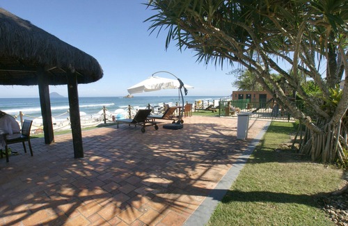 Juquehy Condo | Juquehy Sea Front Condominium 42: best location on the beach