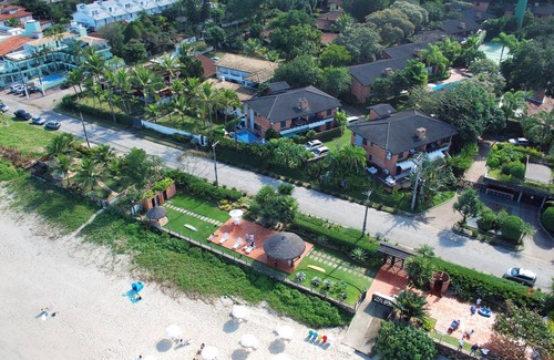 Juquehy Condo | Juquehy Sea Front Condominium 102: best location on the beach