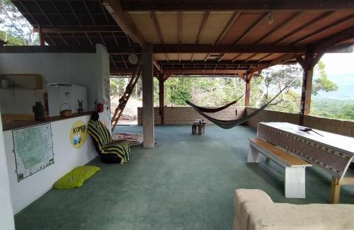 Vale do Capao Hostel | Kombi Hostel Camping