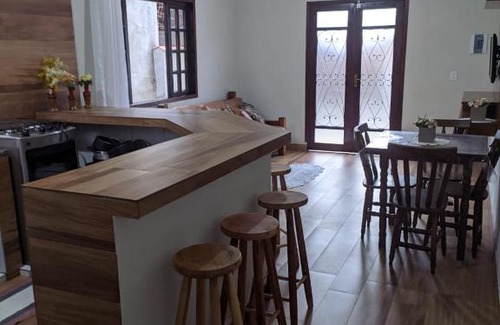 Caraguatatuba House | Linda acomodação a poucos metros da praia