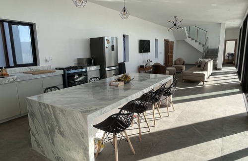 Caicara House | LUXURY OASIS IN PREÁ BEACH