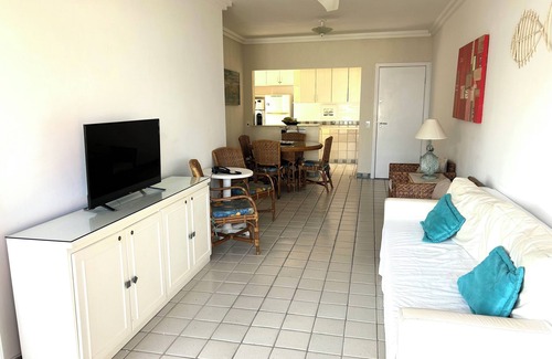 Riviera de Sao Lourenco Apartment | Marvelous Front View to Sea!