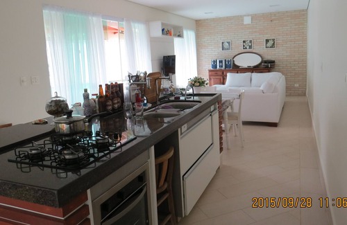 Guarutuba House | New House Ground Floor, Pool, Garden, between two rivers, beach at 250m, Market.