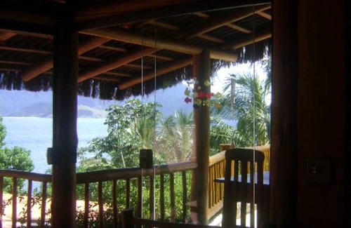Veloso Resort | Private room ∙ 4 guests