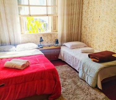 Campo Belo House | Quarto Grande Economico 10 min Metrô e Aeroporto