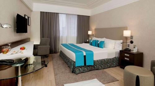Alphaville Industrial Hotel | Radisson Alphaville