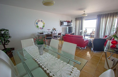 Centro Apartment | Spacious apartment with sea view