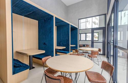 Campo Belo Apartment | Studio Novo e Completo Apto com Piscina e WI-FI