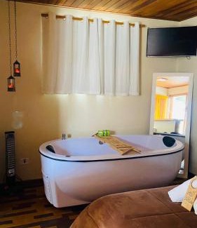 Vila Britania Hotel | Vila Velasco