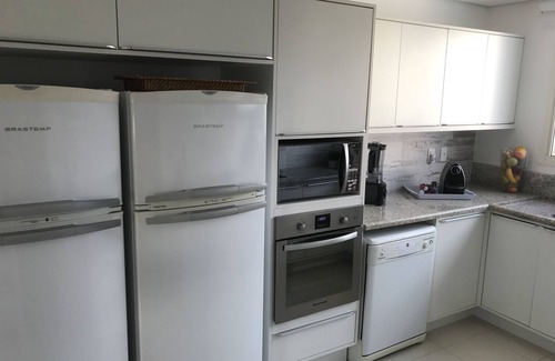 Riviera de Sao Lourenco Apartment | Wonderful Foot in the Sand Coverage - Module 4