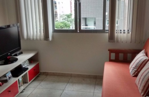 Pompeia Apartment | 1 block from the beach.