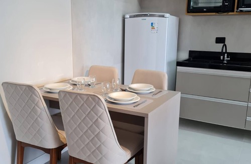 Caicara Apartment | 1 Dorm, Pode Usar o Lazer, 100m da Praia