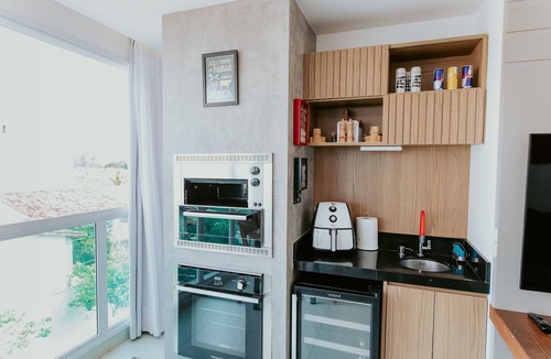 Enseada Azul House | 2-bedroom apartment in Enseada Azul with rooftop pool and barbecue