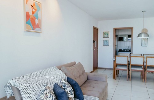Praia de Itaparica Apartment | 2-Bedroom Apartment, High Floor, One Block from the Beach in Itaparica