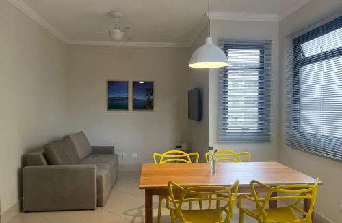 Barra da Lagoa Apartment | 2 Dorms com ar split nos quartos, piscina, Wi-fi e 5min a pé da Praia do Itaguá