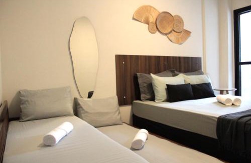 Guilhermina Apartment | 2 Quartos com Varanda sendo 1 Suíte, Cozinha completa, Vista Mar - Condomínio Frente Mar, Lazer completo com Piscina coberta e aquecida, Estacionamento, Portaria 24h - Apto indicado para Grupos, Famílias e Hóspedes a Trabalho, Praia da Guilhermina
