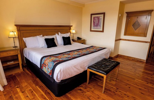 San Carlos de Bariloche Hotel | 2 Scenic Stays with Free Breakfast, Indoor Pool Access & Near Cerro Otto