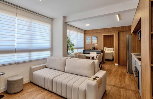 Barra Apartment | 2 suites on a high floor in Barra with ocean view