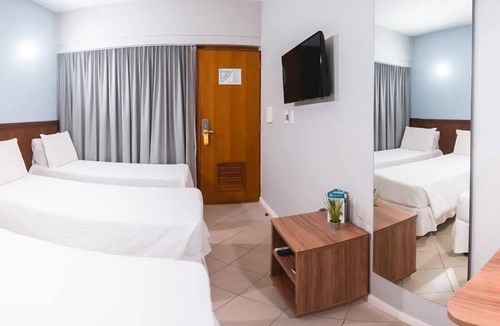 Vilas do Atlantico Hotel | 2 Units | 10 Min Walk to Vilas do Atlântico Beach | Rooftop Pool