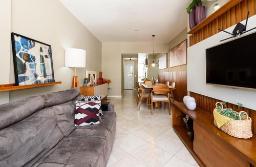 Zona Sul Apartment | 2BDRs with pool and garage in Humaitá|HMT 282/1301
