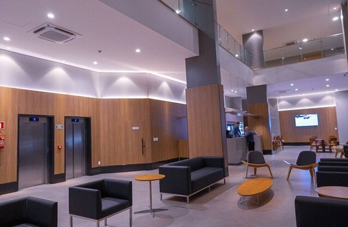 Centro Hotel | 3 Accommodations for Family/Groups | 2.1 Miles Away from Shopping Park| Pets OK