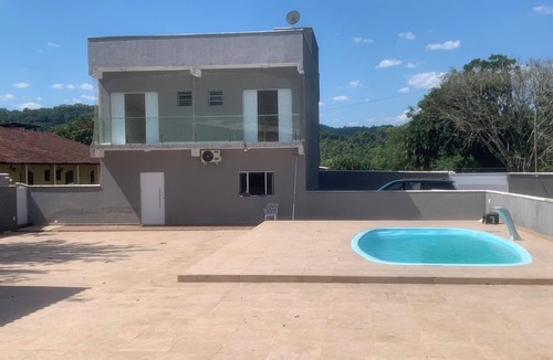 Itariri House | 3-bedroom chácara in delightful Ana Dias with AC, WiFi
