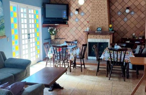 Jardim Alpestre Bed & Breakfast | 30 m² Bed and breakfast ∙ 7 guests