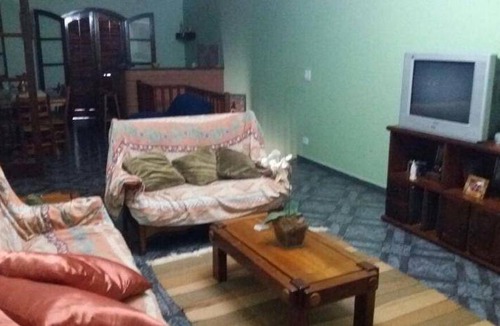 Alpes de Atibaia House | 350 m² House ∙ 4 bedrooms ∙ 14 guests