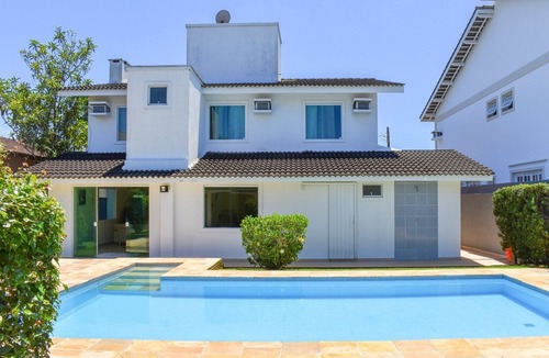 Jardim Acapulco House | 4 bedroom(s) House near Jardim Acapulco