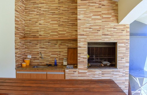 Jardim Acapulco House | 4 bedroom(s) House near Jardim Acapulco