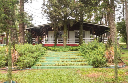 Jarinu Cottage | 6.500m2-heated swimming pool, sauna, soccer fields, tennis/volleyball courts, barbecue areas