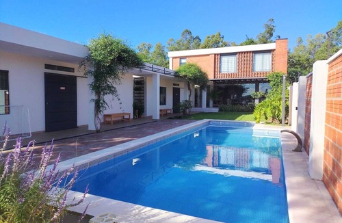 San Bernardino House | 7 Guest House Spacious: Quincho Swimming Pool Games
