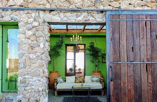 Camarones Apartment | A boutique hotel where you can explore Patagonia amid tranquility and warm hospitality.