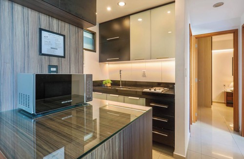 Ponta Negra Apartment | A retreat with a perfect sea view, 2 bedrooms, Wi-Fi, 24-hour concierge, rotating garage.
